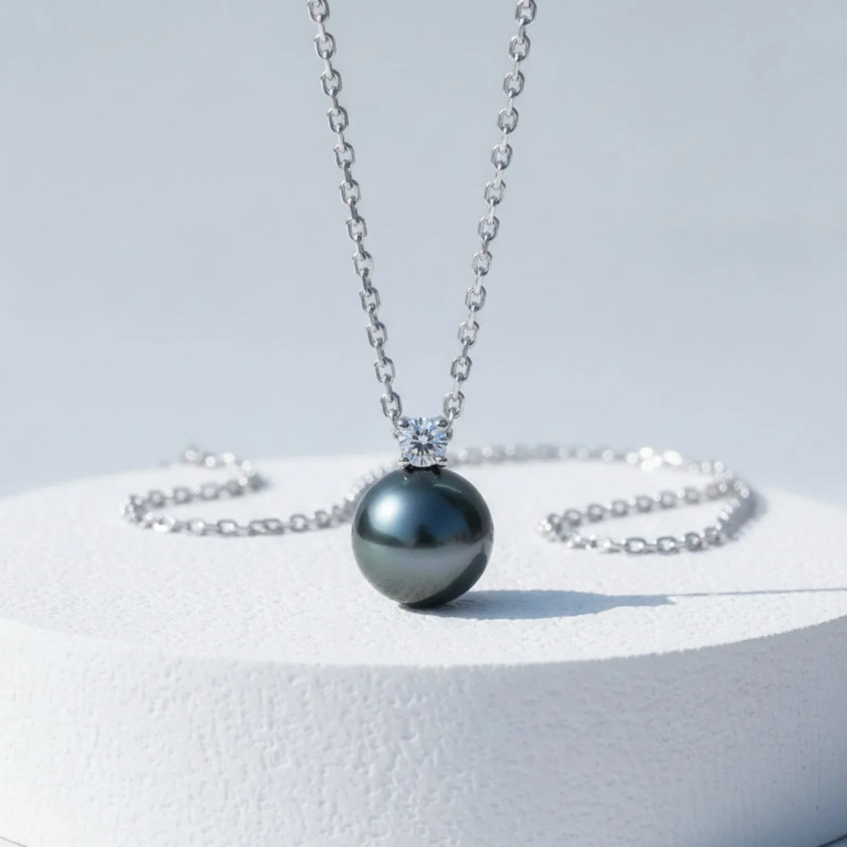 Sautoir Perle de Tahiti Or Blanc Moissanite